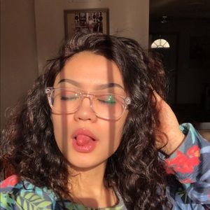 Meet your Posher, Jasmin